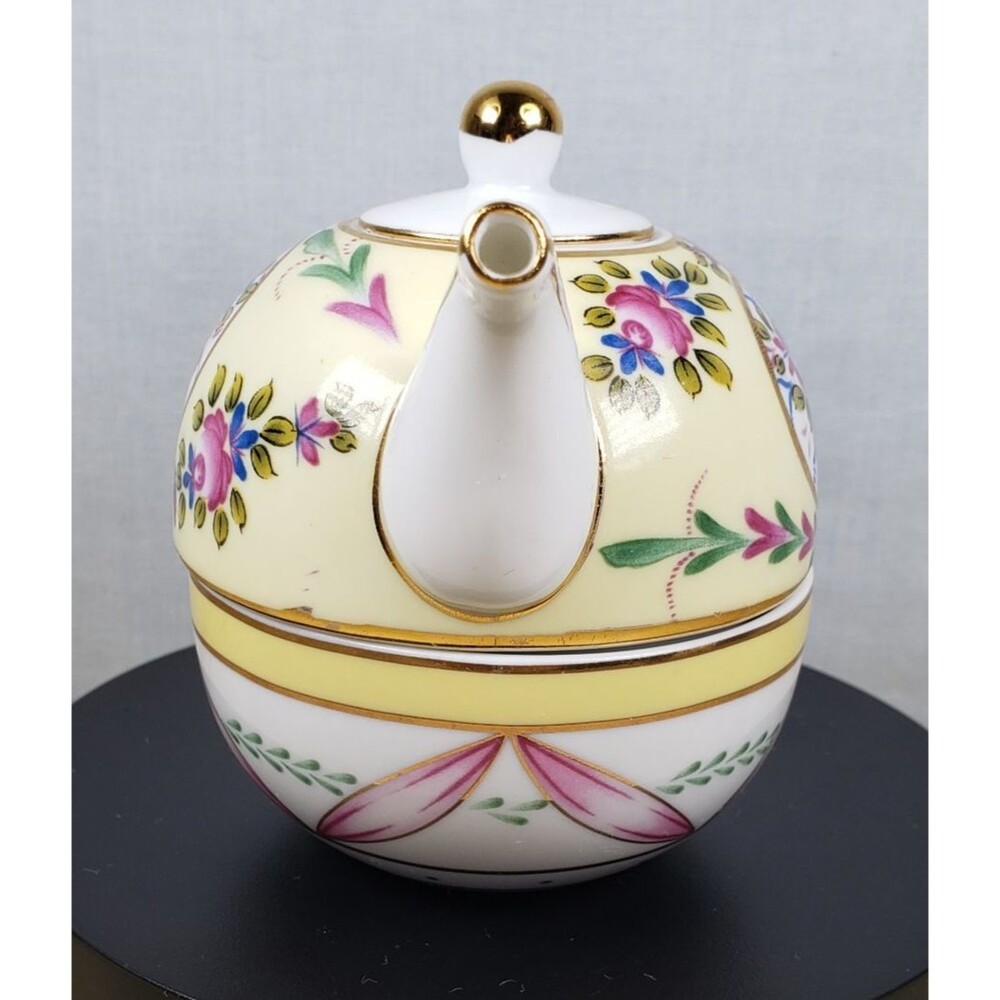 Vintage Nantucket Single Serve Teapot With Lid And Teacup Yellow Floral 4” Tall - Picture 5 of 16